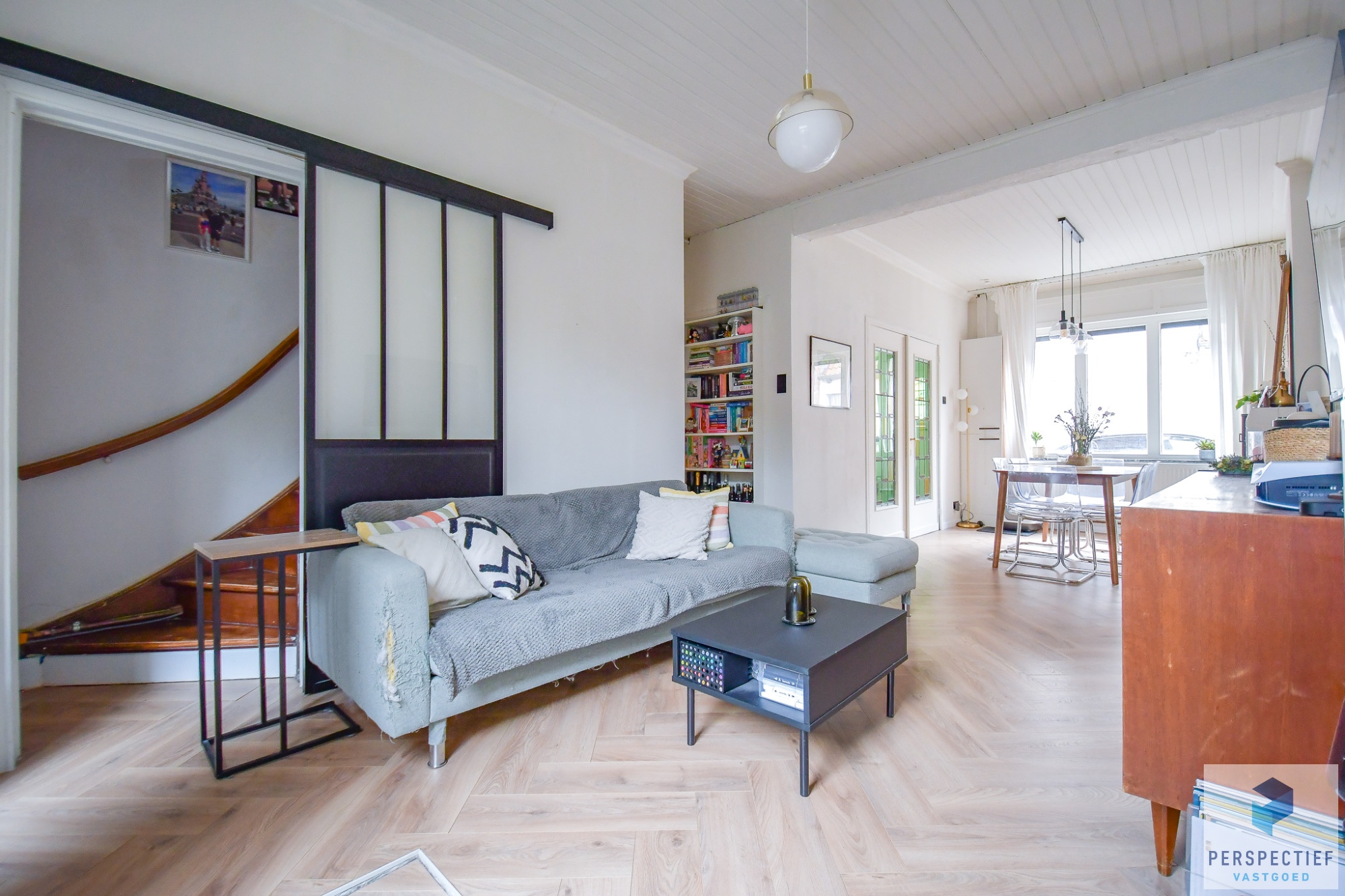 Mooie INSTAPKLARE stadswoning met 3 slpk en koer - foto 5