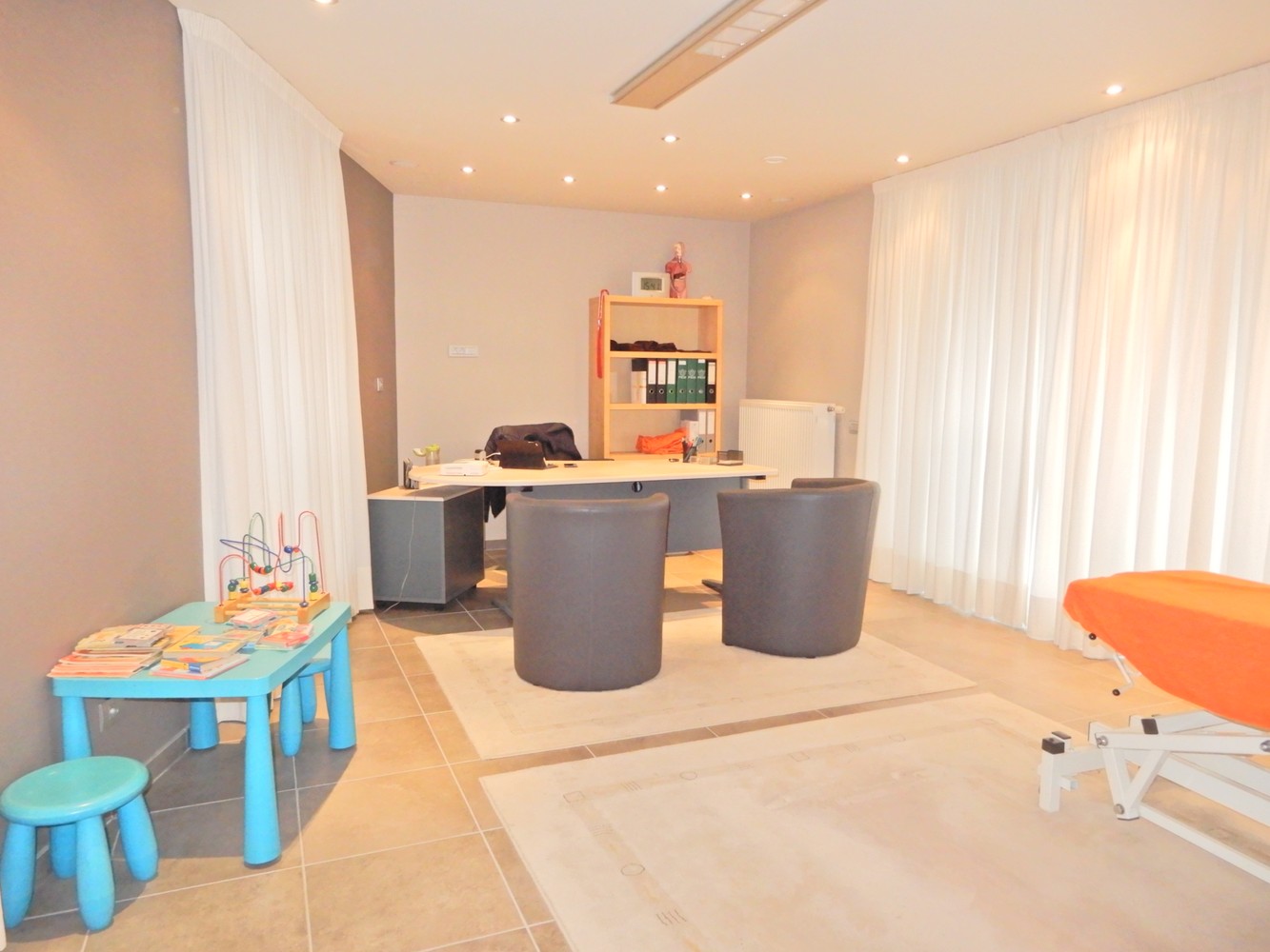 Commercial for rent in Meulebeke - photo 5