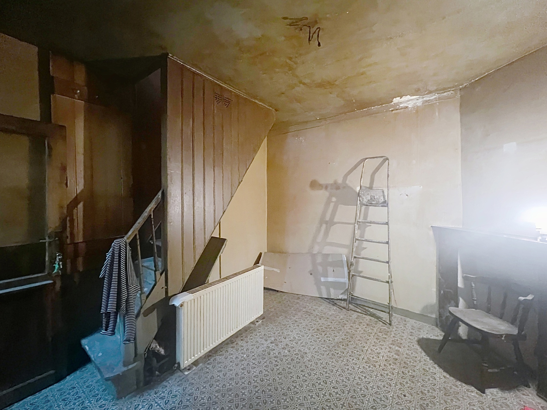 Te renoveren woning met binnentuin - foto 4