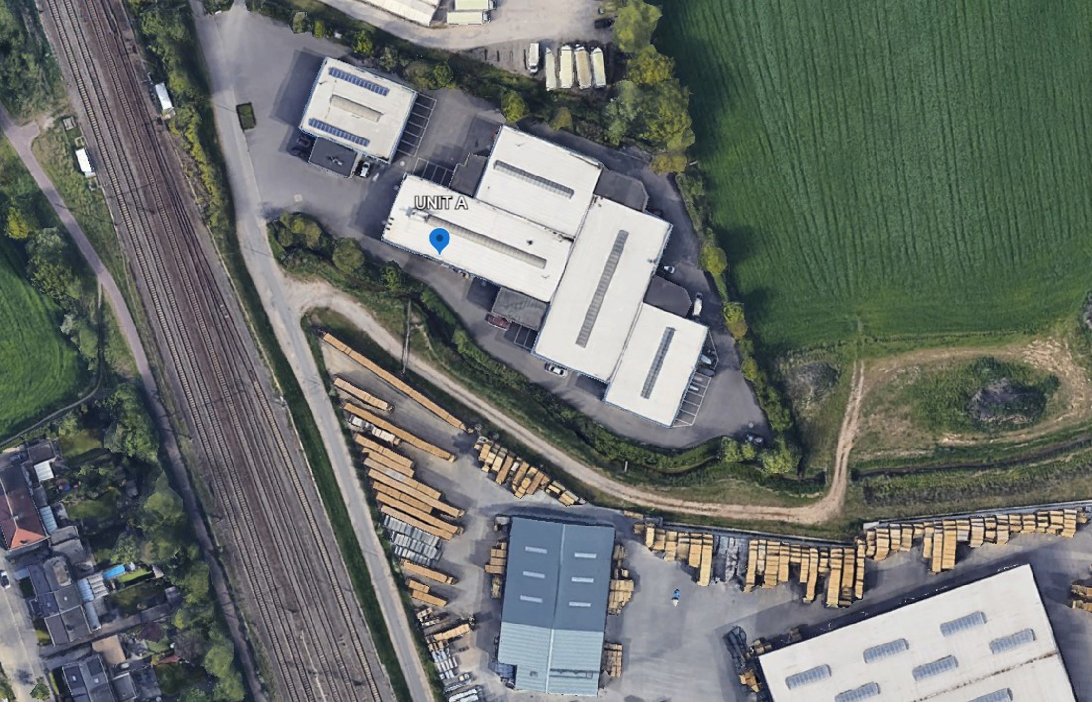 Commercial for rent in Lint - photo 2