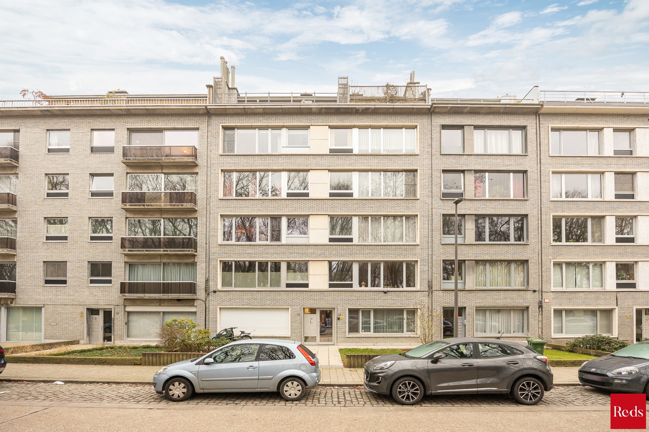 Apartment for sale in Antwerp with 2 bedrooms - photo 2