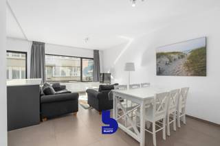 Dit modern gerenoveerd appartement bevindt zich in een kleinschalig, volledig vernieuwd gebouw met slechts drie entiteiten. Midden in de...