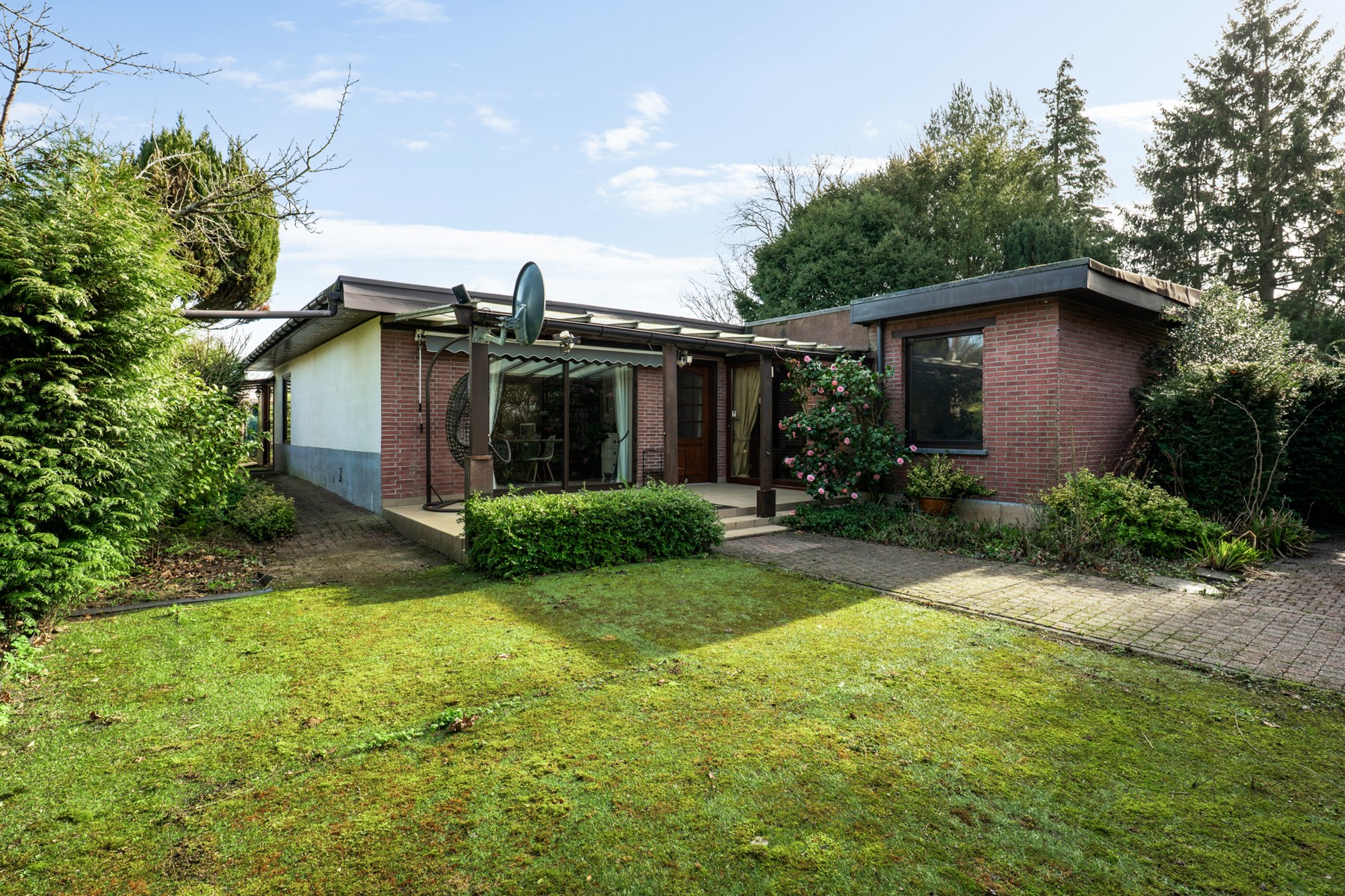 Charmante halfopen woning met polyvalent bijgebouw - foto 3