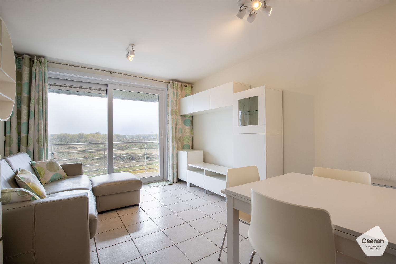 Studio moderne avec terrasse ensoleillée - photo 1