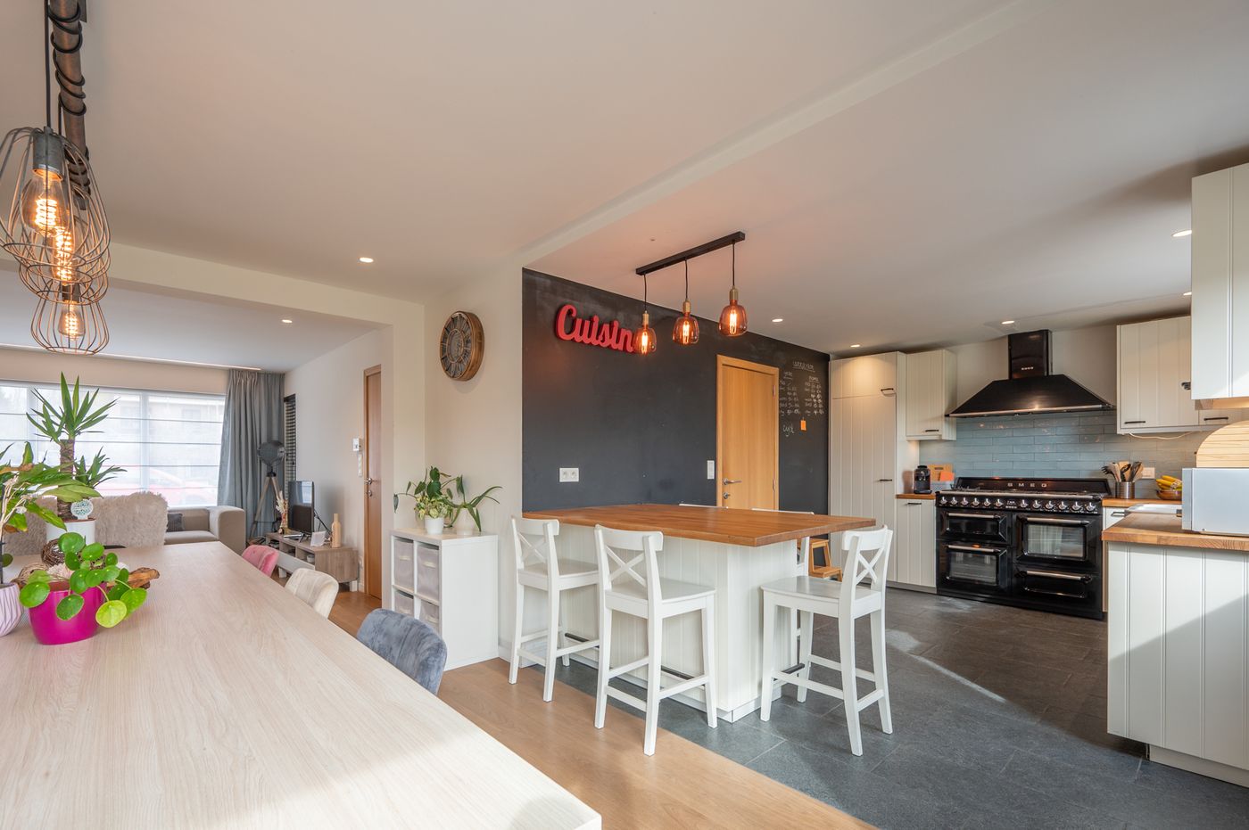 Instapklare, recent gerenoveerde open bebouwing met 4 slaapkamers, zonnige tuin en zonnepanelen - foto 4