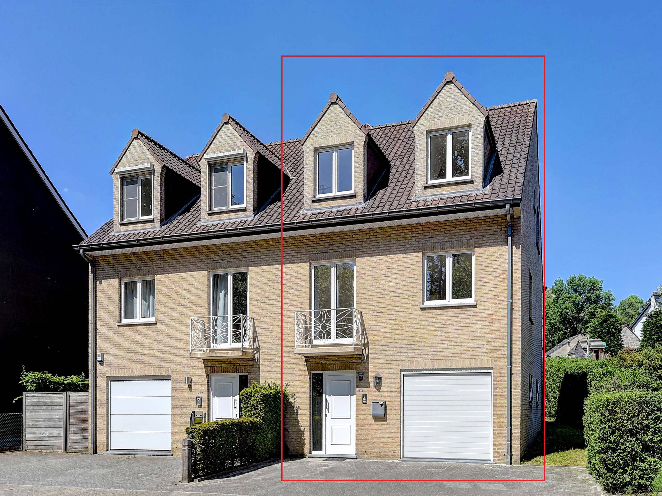 Instapklare woning met veel potentieel op gunstige ligging! - foto 1