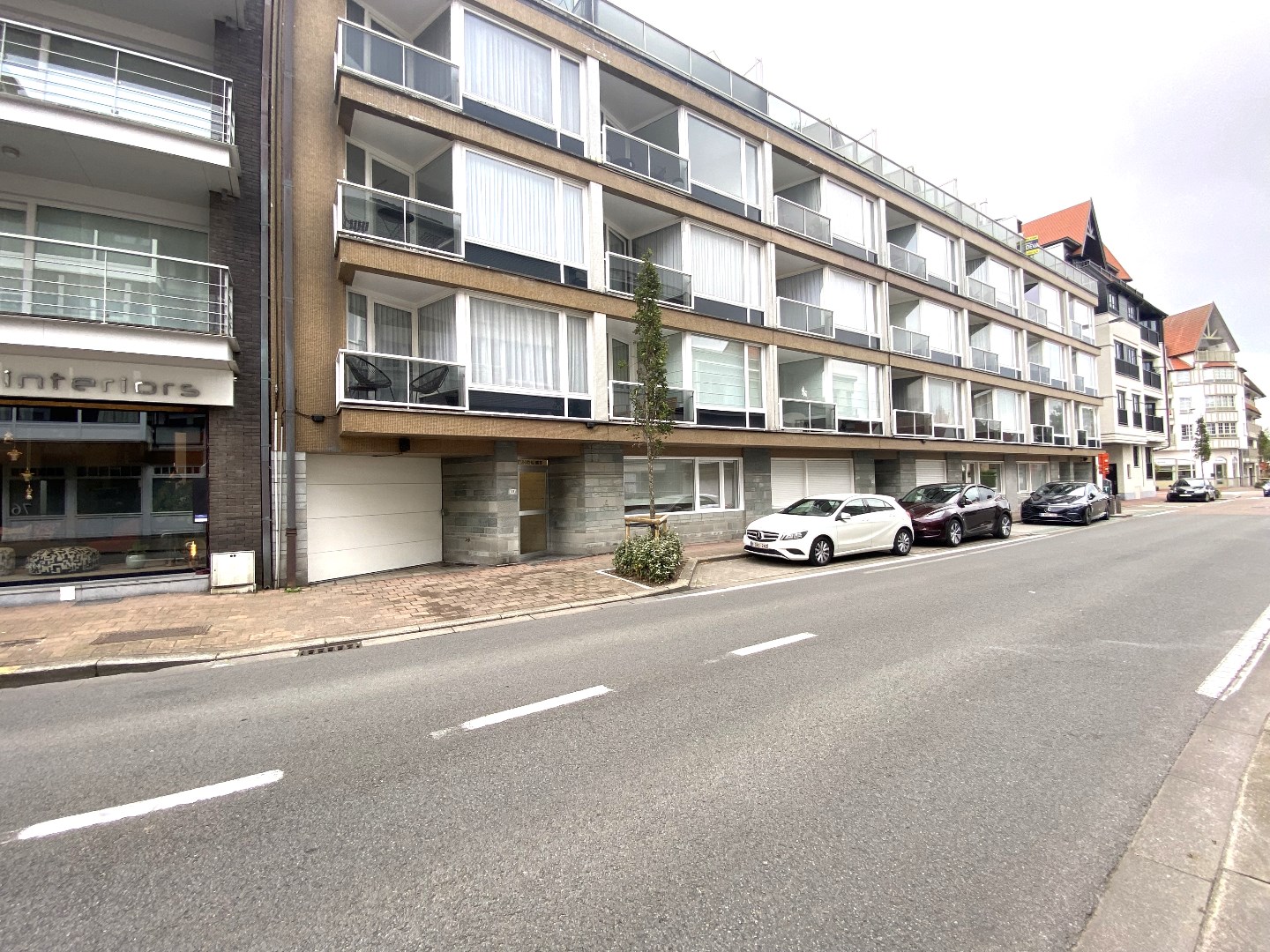 Goed toegangelijke parkeerplaats - foto 1