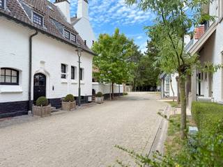 Maison exclusive avec 5 chambres et terrasse dans le château de caractère ‘Witte Duivenhof’ – KnokkeMaison élégante, située dans le domaine charmant...