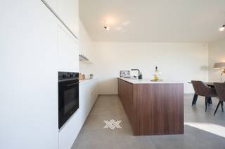 Dit gelijkvloers drieslaapkamerappartement is gelegen in residentie Rubano, een kwalitatief en stijlvol woonproject  op een aantrekkelijke...