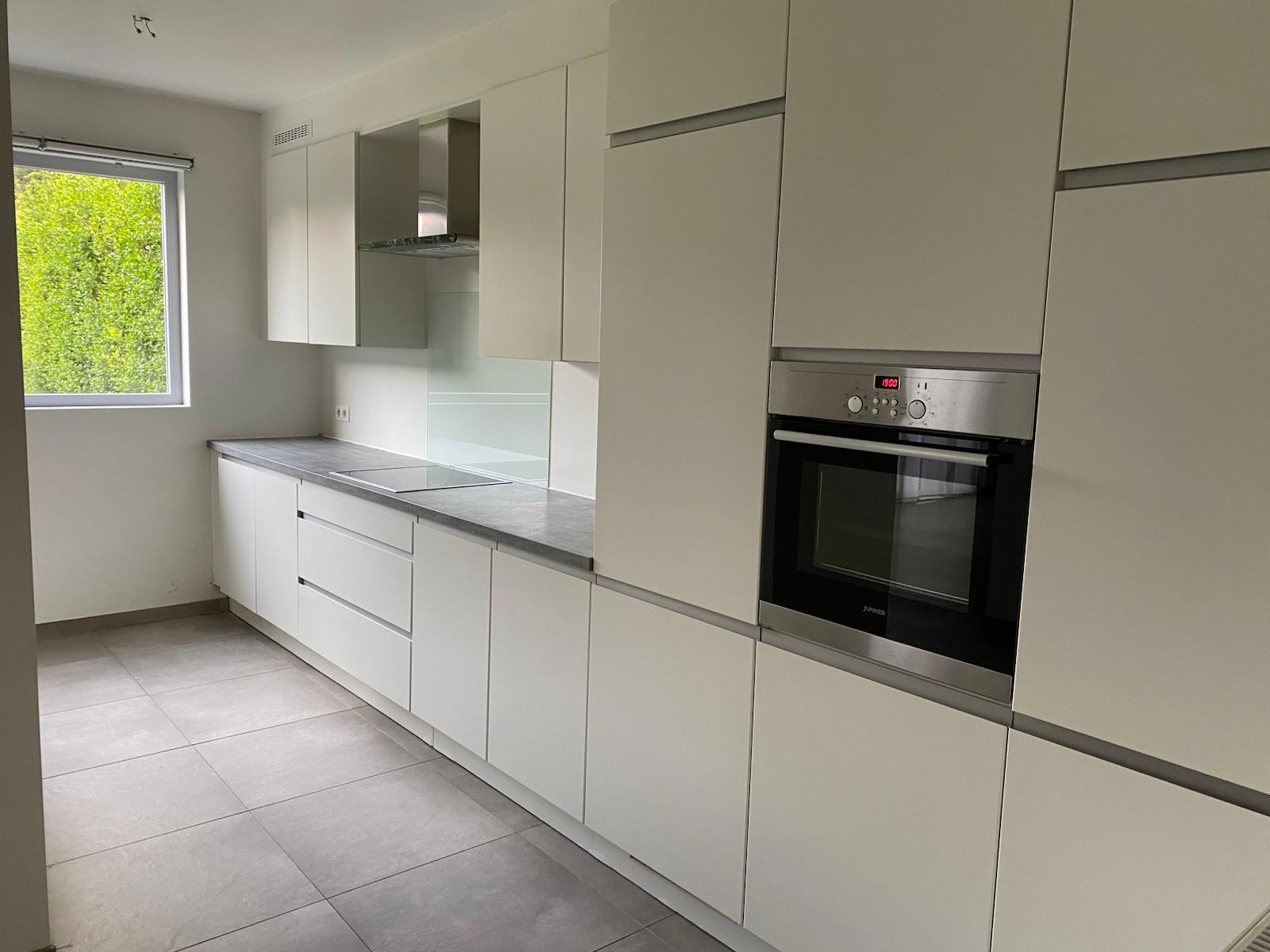 Charmant en instapklaar gelijkvloers appartement met tuin. - foto 5