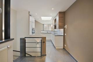 Vous recherchez un appartement prêt à habiter ou un investissement intelligent? Découvrez ce lumineux duplex, idéalement situé dans le centre...