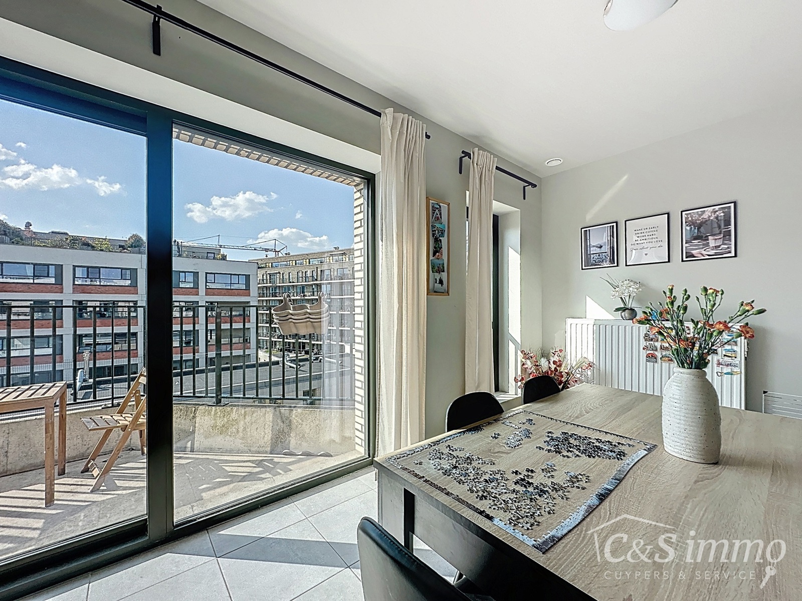 Recent 2-slaapkamerappartement met terras - foto 2