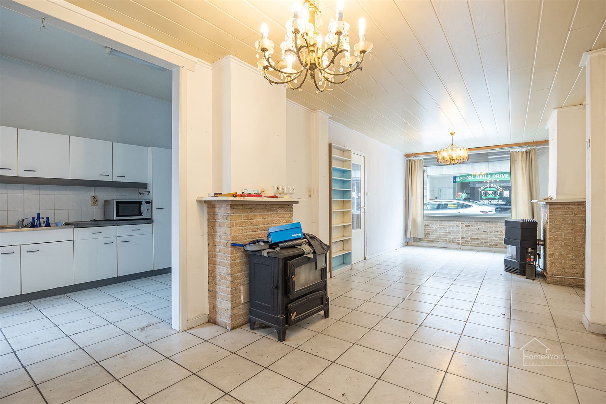 Te renoveren woning met groot potentieel en tuin te Bornem - foto 3