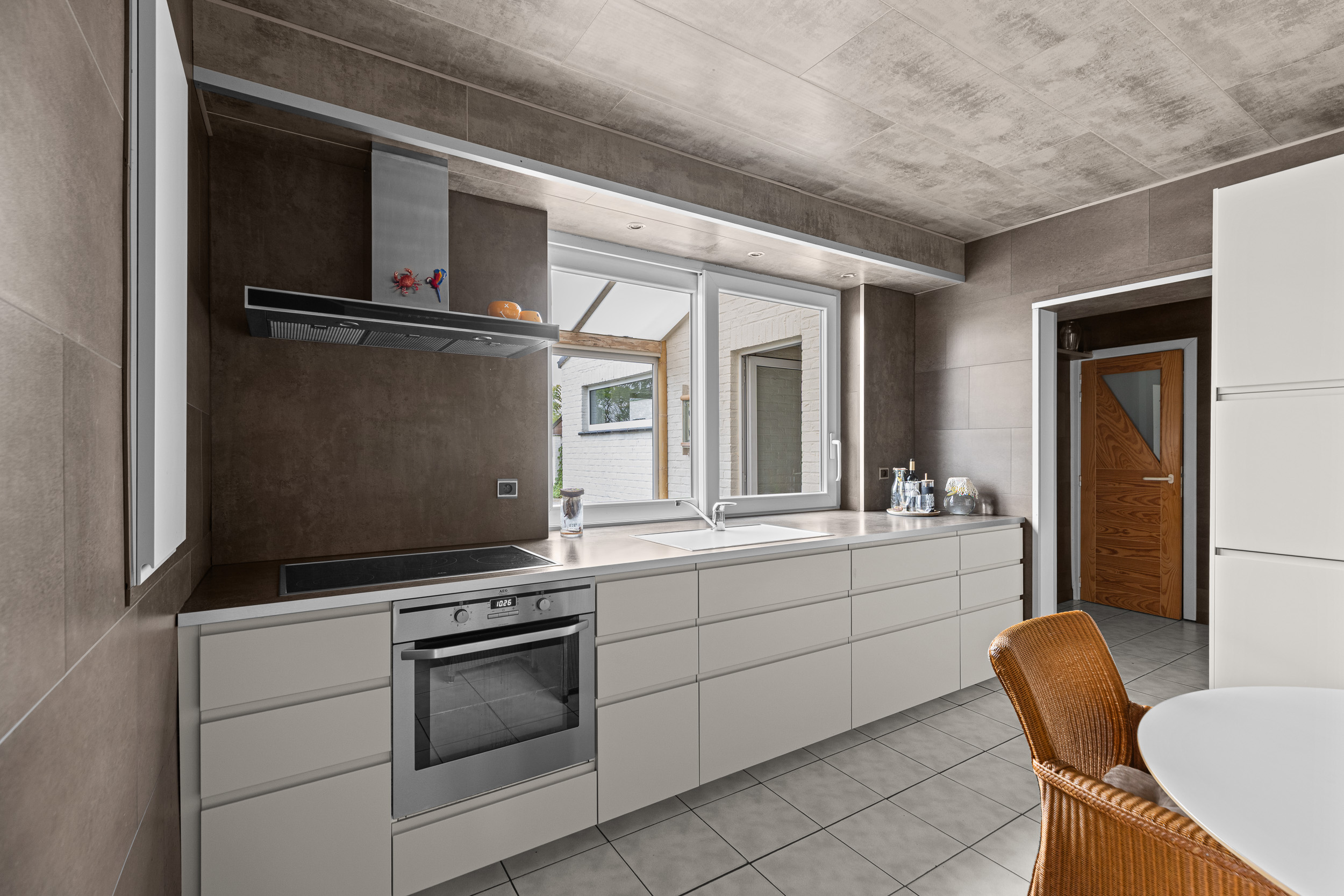 Charmante villa met ruimte op 2.345 m² perceel - foto 4