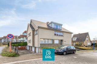 Te Koop: Ruime en zonnige studio van 50 m² nabij het StrandSTARTPRIJS: Elk bod boven deze startprijs, wordt voorgelegd aan de eigenaars, die al dan...