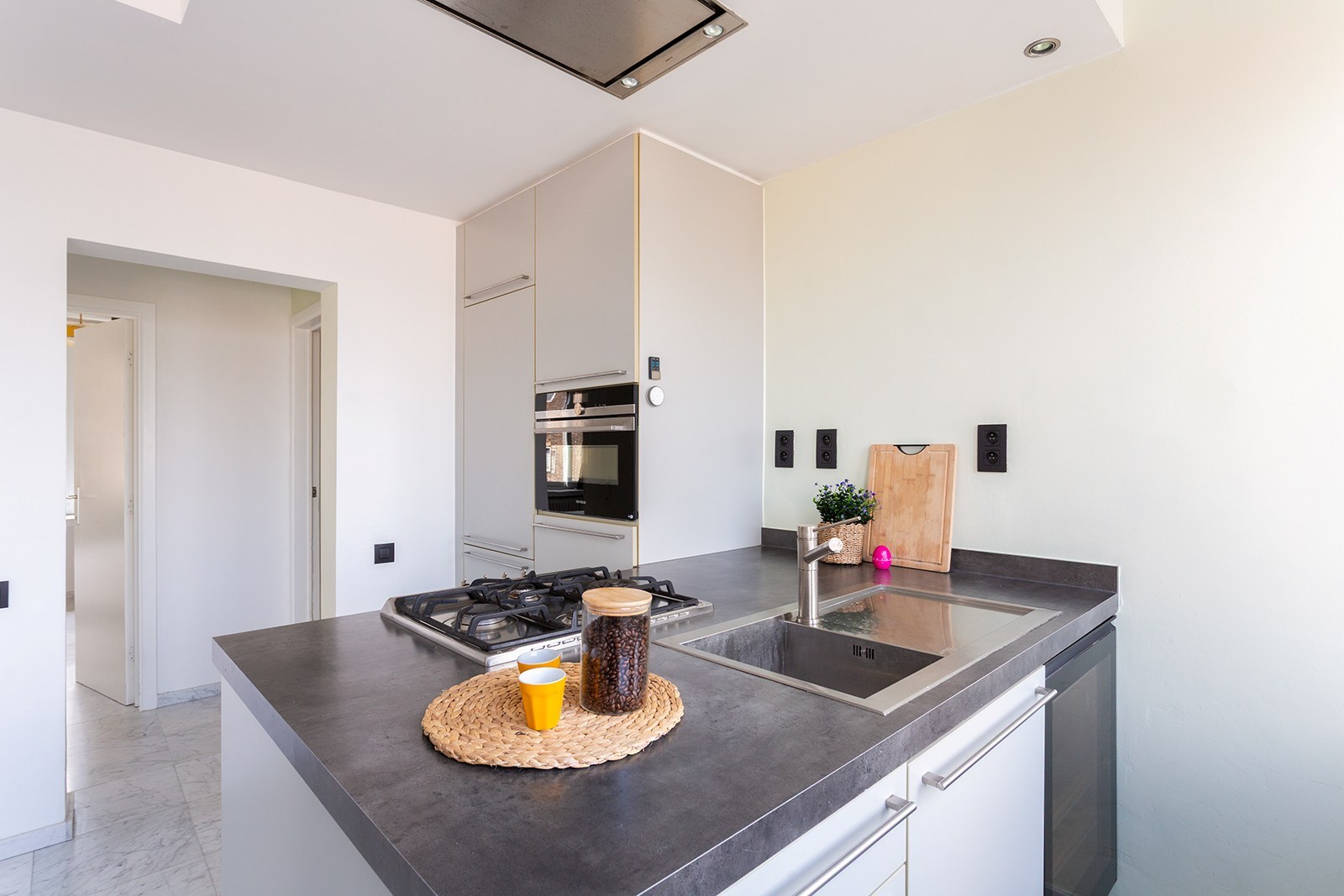 Centraal wonen in iconisch gebouw - foto 3