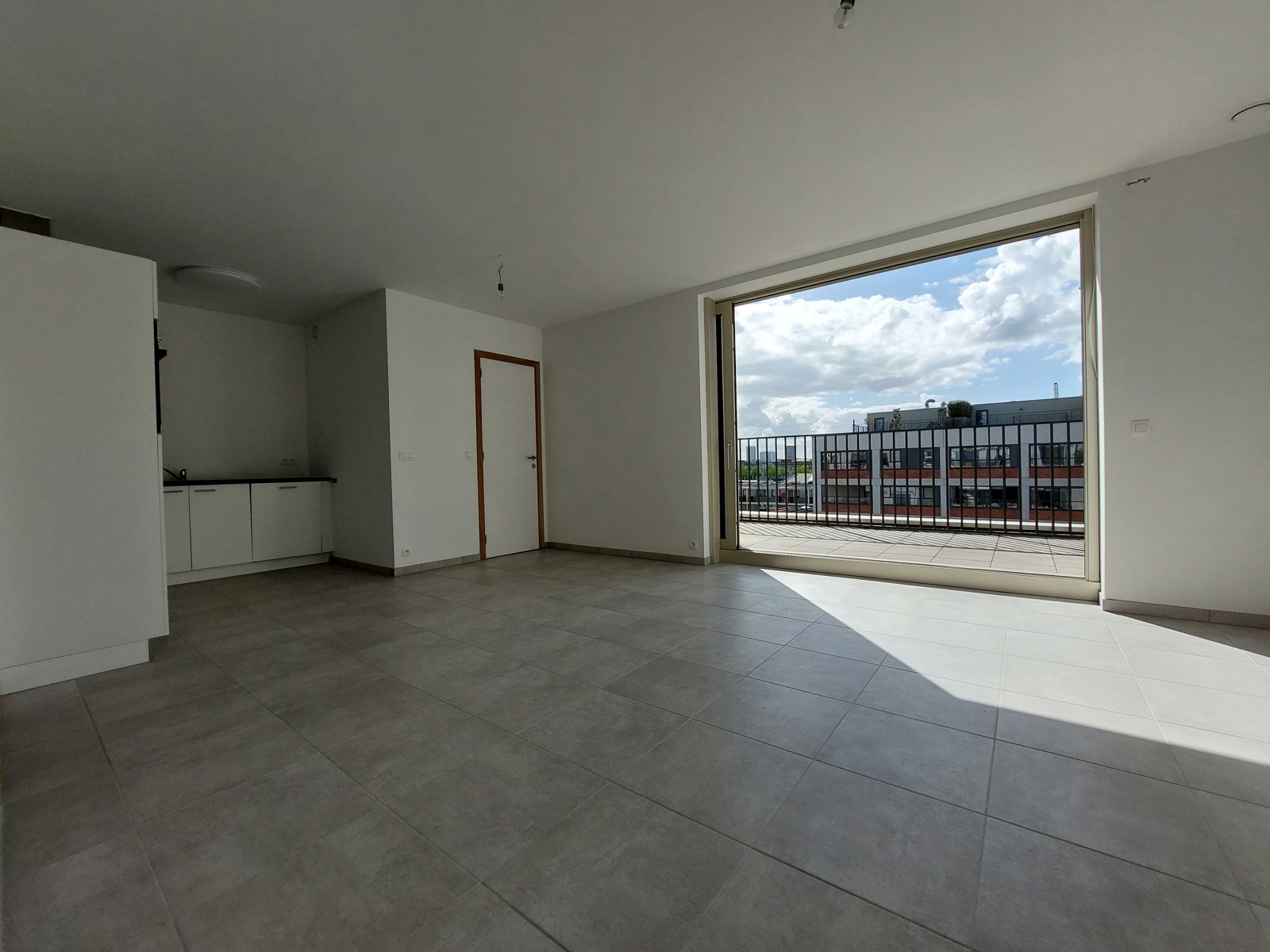 Apartment for sale in Antwerp with 1 bedroom - photo 2