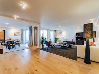 Ideaal gelegen in de nabijheid van het Cinquantenaire en zijn vele winkels, nieuw duplex penthouse met een zonnig dakterras. Het appartement met...