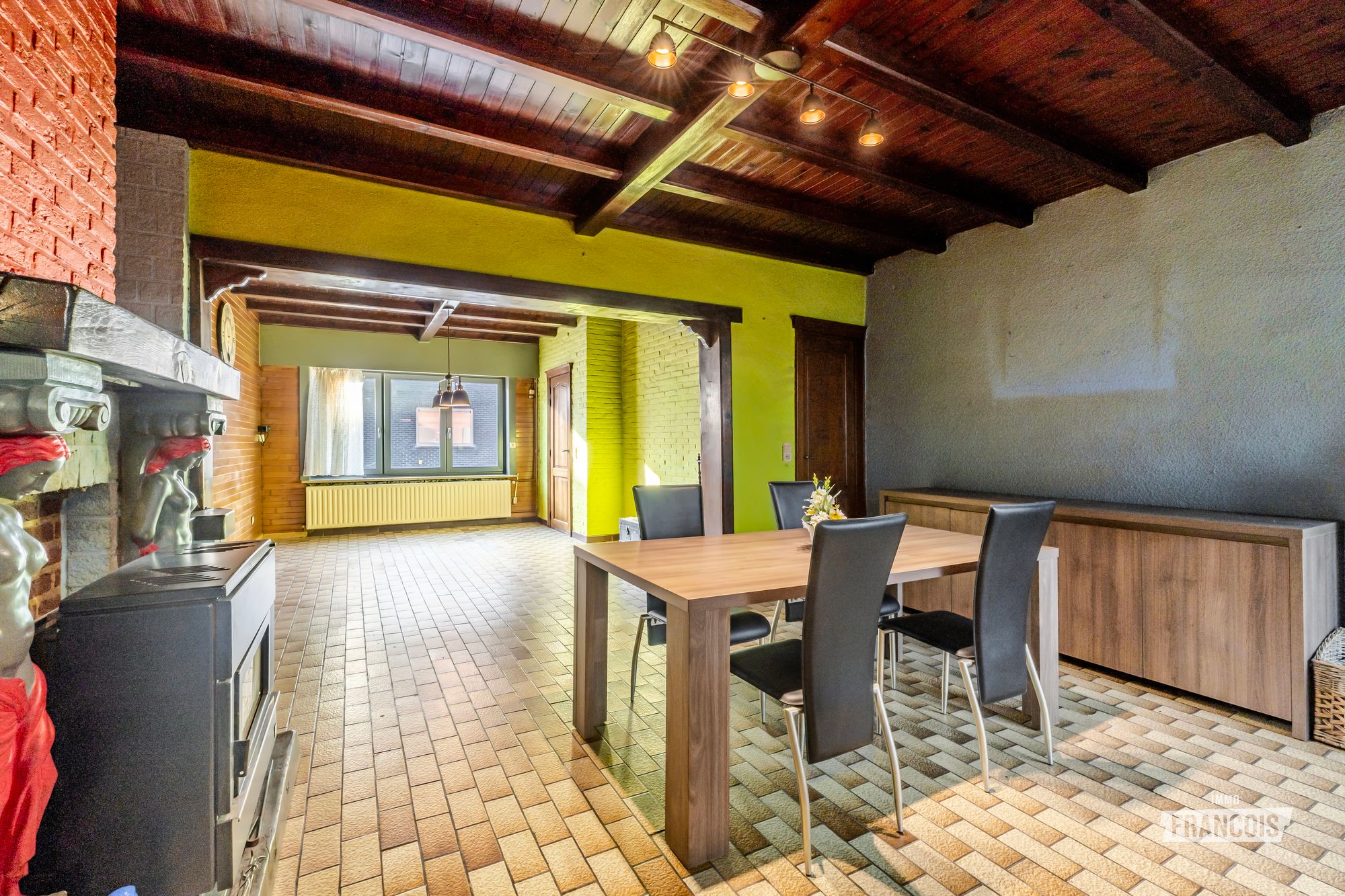 Op te knappen woning nabij het centrum van Herzele zonder renovatieplicht te koop! - foto 5