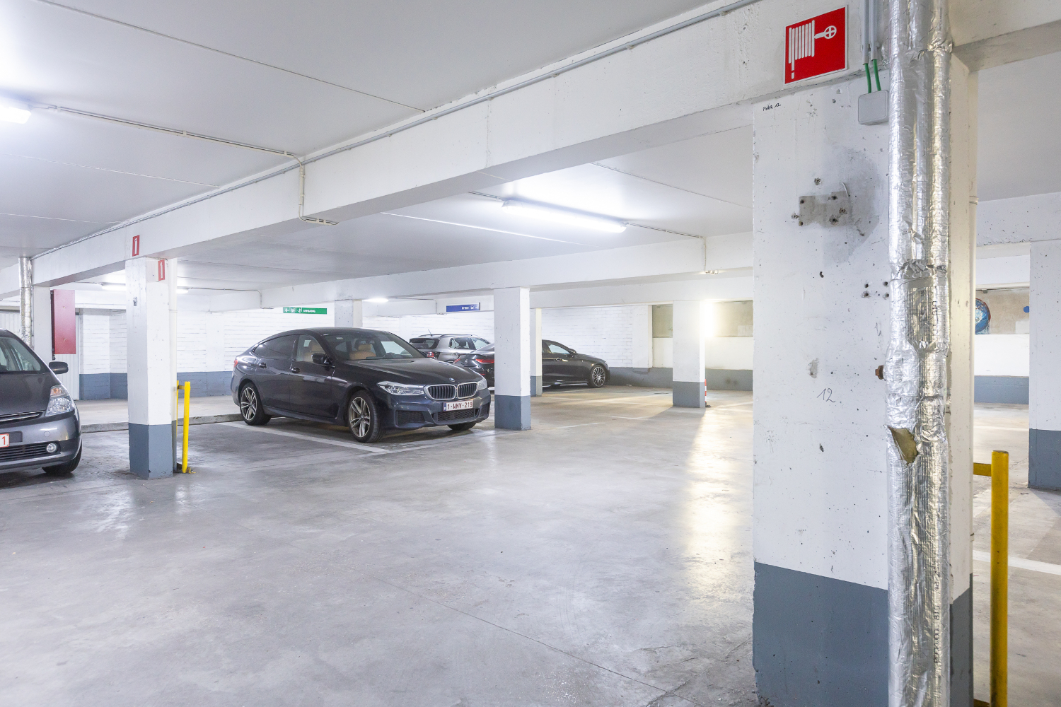 Overdekte parkeerplaats in het europacentrum - photo 4