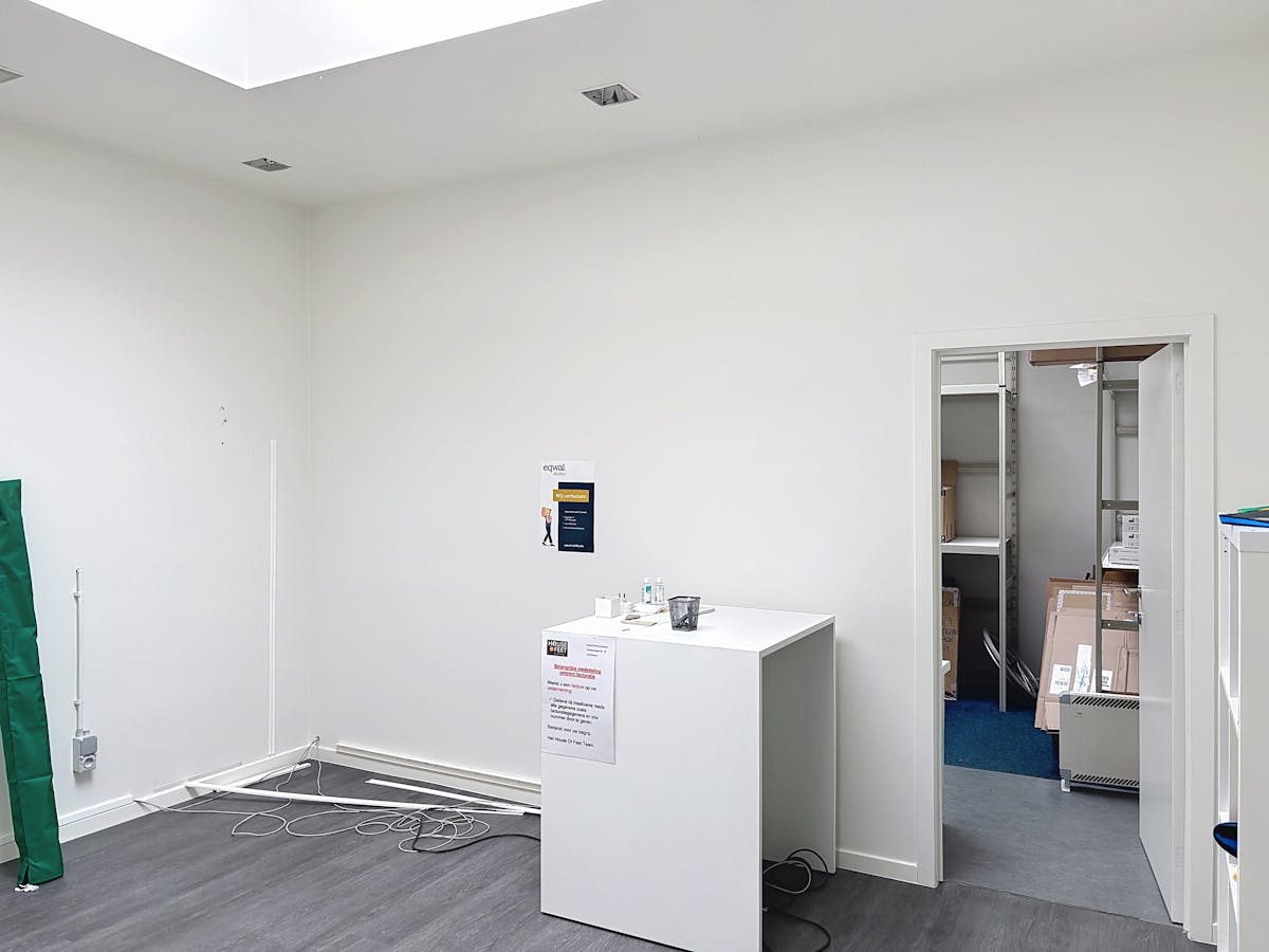 Trading house 132m² with office space 124m² - photo 5