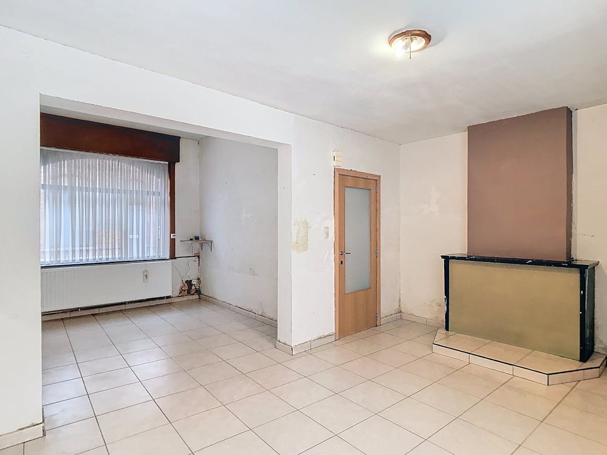 Huis te koop in Ieper centrum met 3 slaapkamers en stadstuin - foto 3