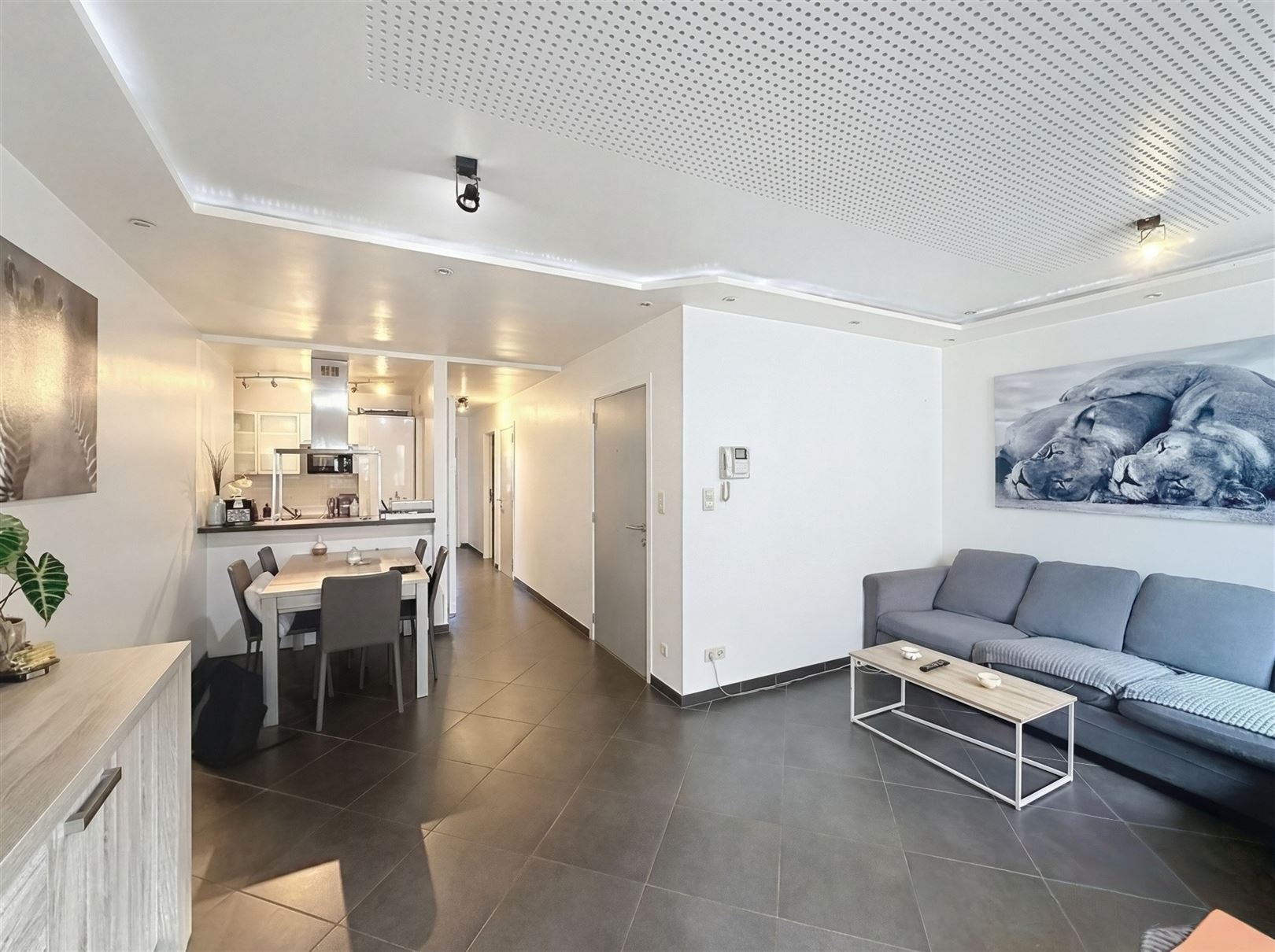 Apartment for sale in Sint-Niklaas with 2 bedrooms - photo 4