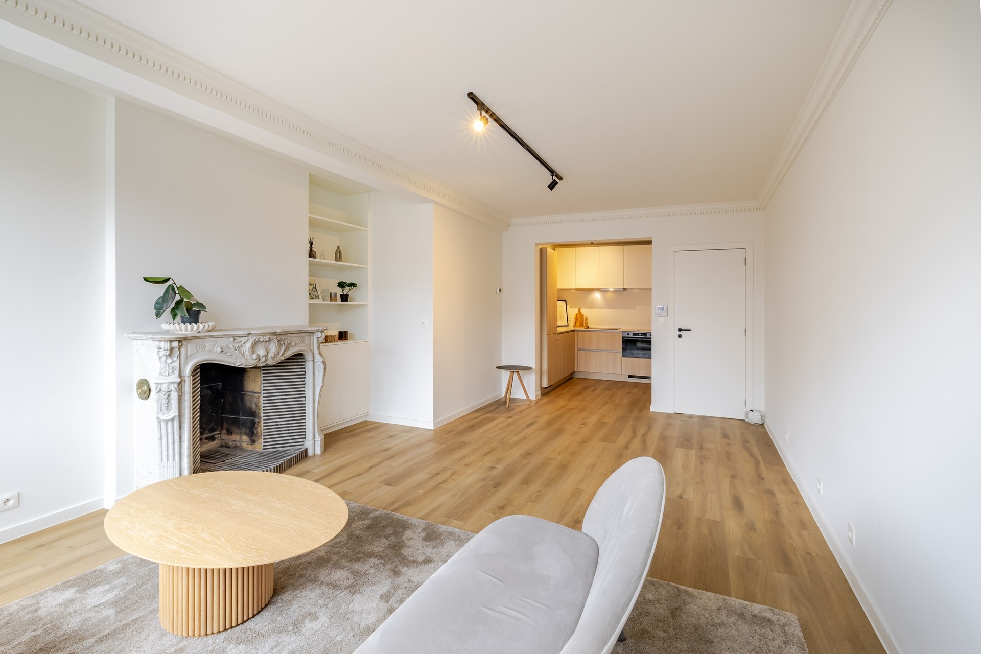 Volledig gerenoveerd 2 slaapkamerappartement in hartje Aalst - foto 5