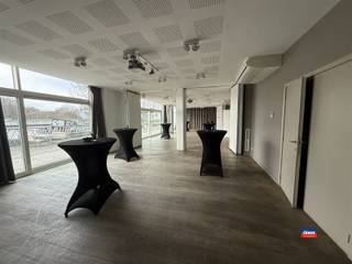 HZ159 BRASSERIE - RESTAURANT MET FEESTZALEN TEN  NOORDEN VAN BRUSSELMaria-Theresialaan 47 1800 Vilvoorde Prachtig gelegen horecazaak aan het water...