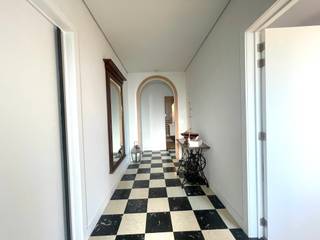 Zonnebeke - Luxe, licht en levenskwaliteit - instapklare gelijkvloerse woning te koop.Welkom in deze volledig gerenoveerde gelijkvloerse woning waar...