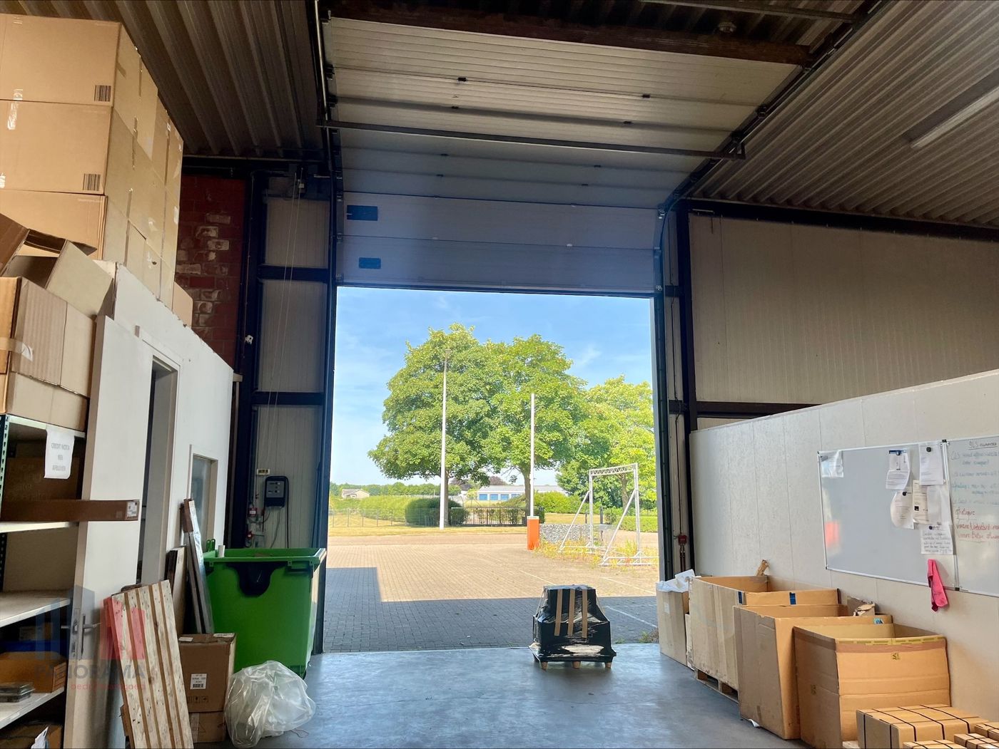 Bedrijfsgebouw te huur aan de Ambachtenlaan in Leuven - photo 3