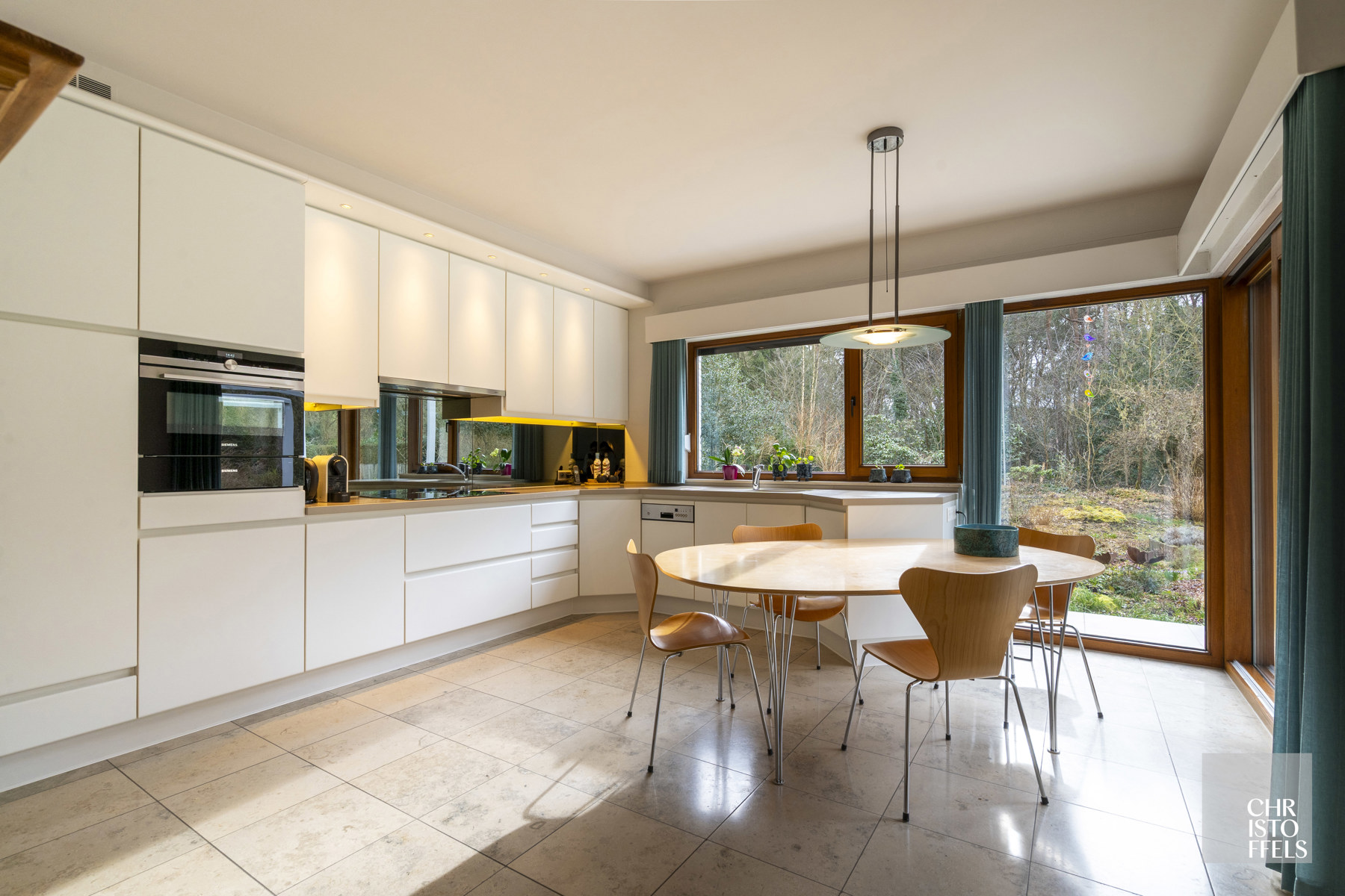 House for sale in Maasmechelen with 4 bedrooms - photo 4