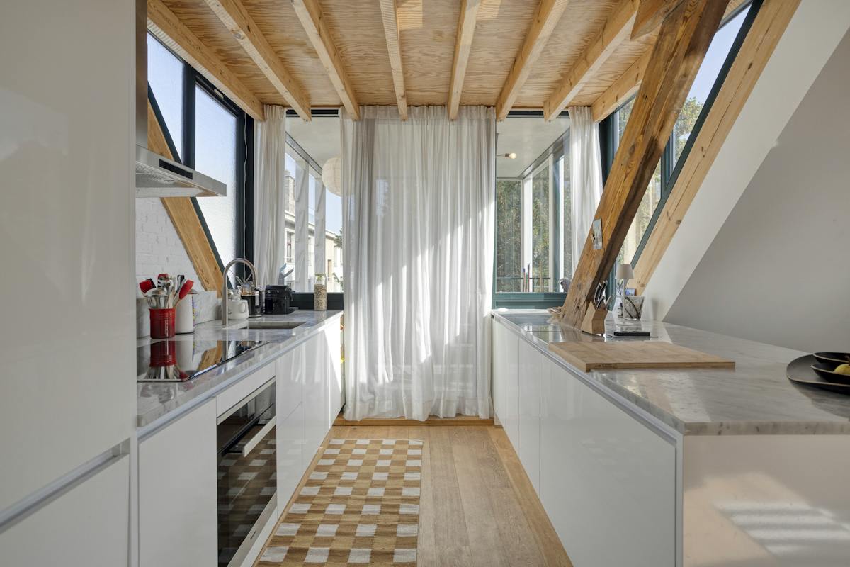 Uniek dakappartement met terras te koop in Antwerpen - foto 2