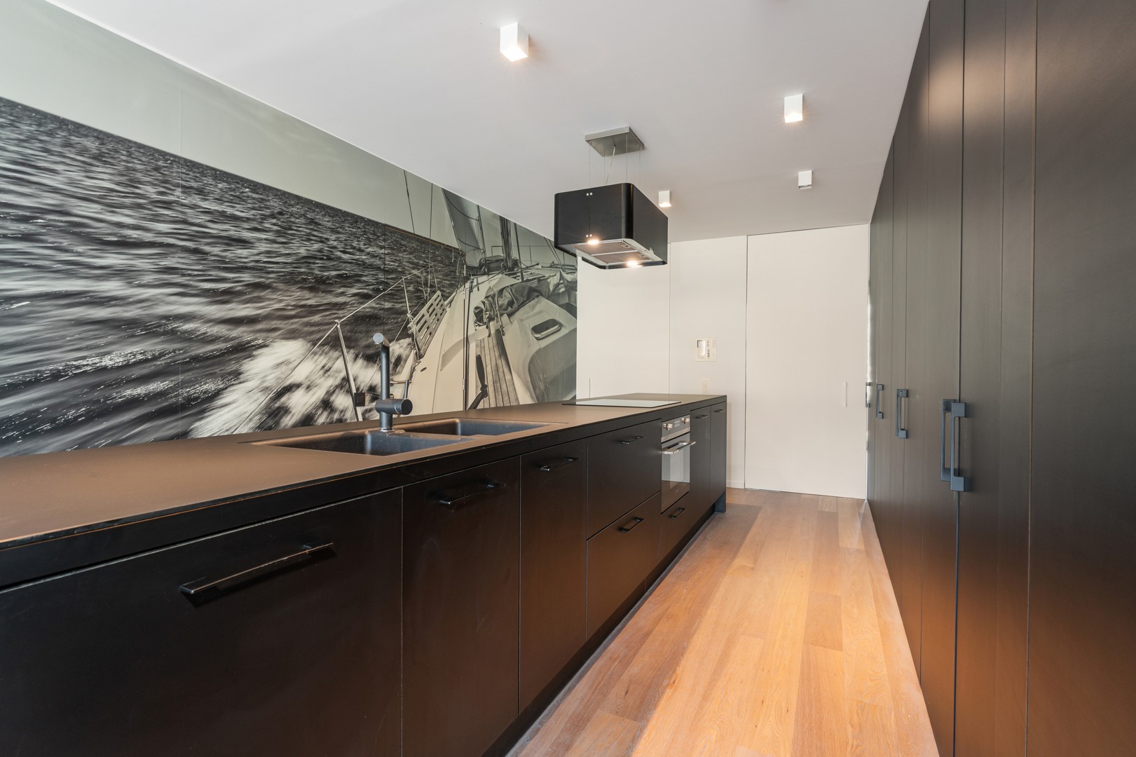Luxueus gelijkvloers appartement met grote leefterrassen. - photo 5