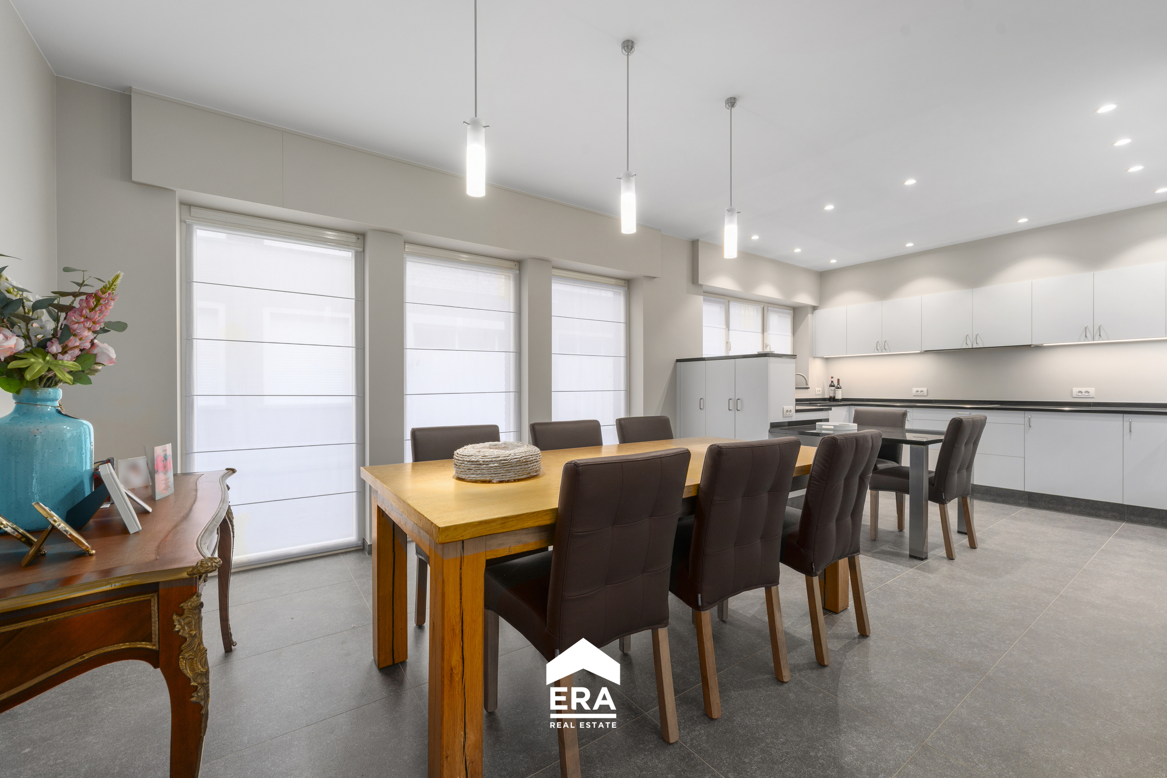 Volledig vernieuwde woning - 6 slaapkamers centrum Wingene - foto 3