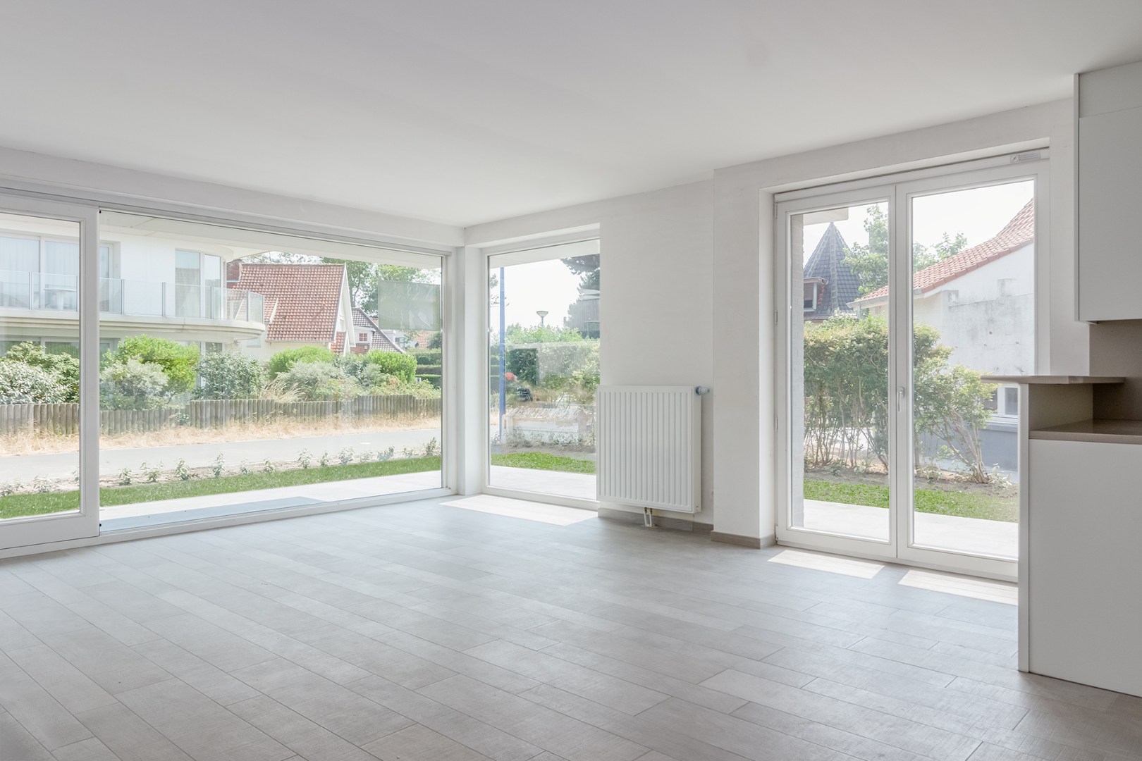 SUPERBE APPARTEMENT NEUF À 200 MÈTRES DE LA DIGUE - photo 2