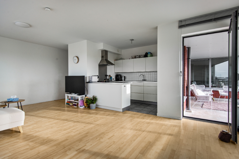 Instapklaar appartement op de 5eV met LIFT, 2 SLK, terras en ondergrondse autostaanplaats - foto 2