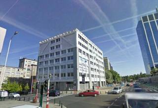 Kantoren te huur in een gebouw zeer dicht bij het Centraal Station, met een totale oppervlakte van 7.000 m² verdeeld over 7 verdiepingen...