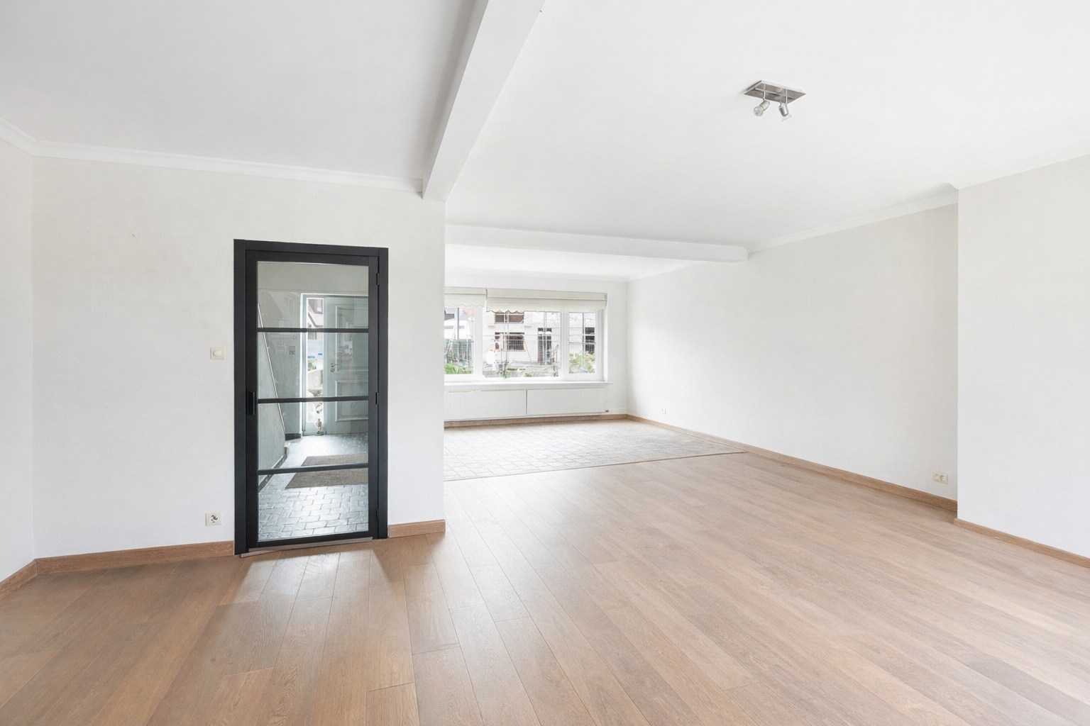 Woning met een leuke binnentuin en garage te Knokke - foto 4