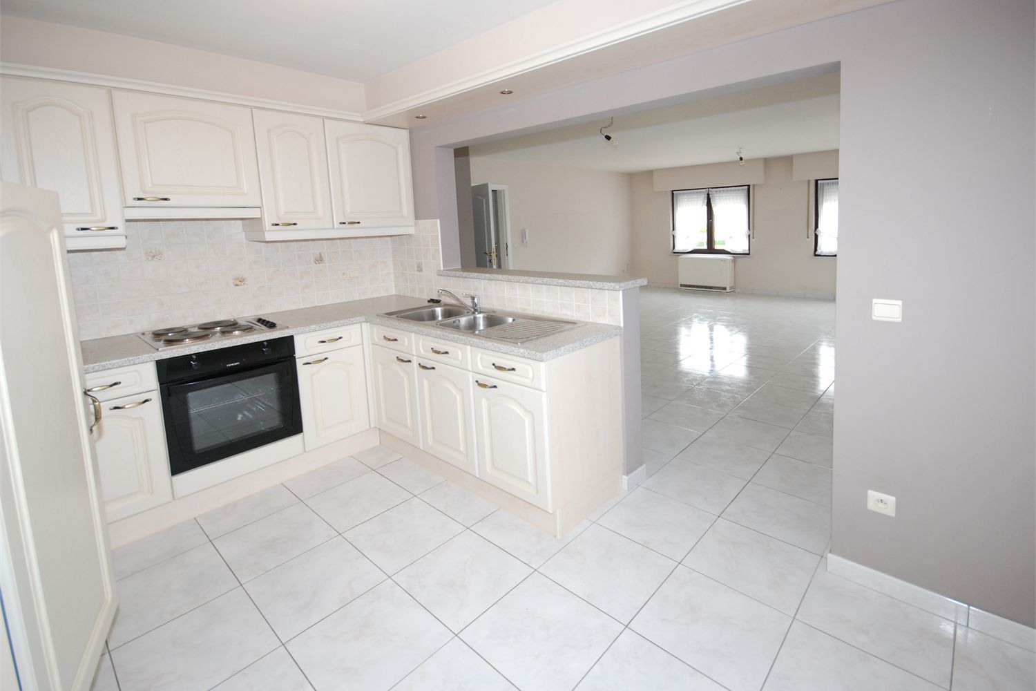 Appartement met terras, garage en autostaanplaats - foto 5