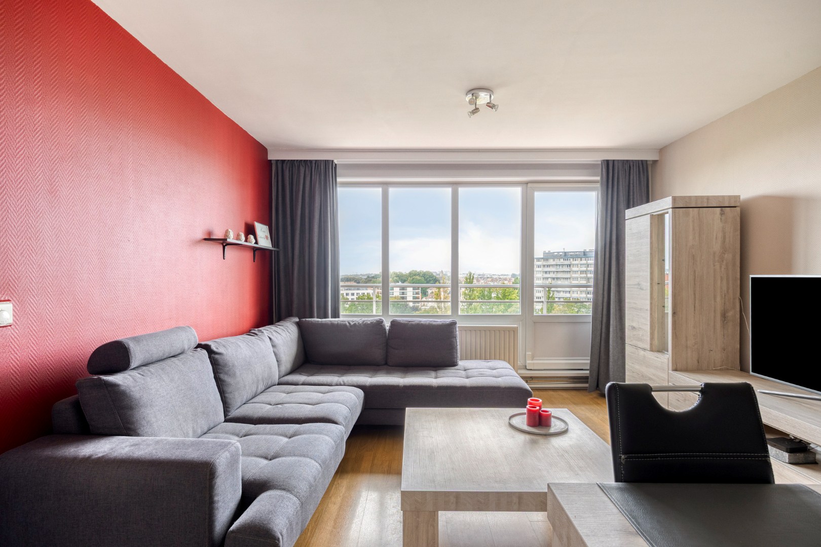 Instapklaar appartement met 2 slaapkamers en garage - foto 4