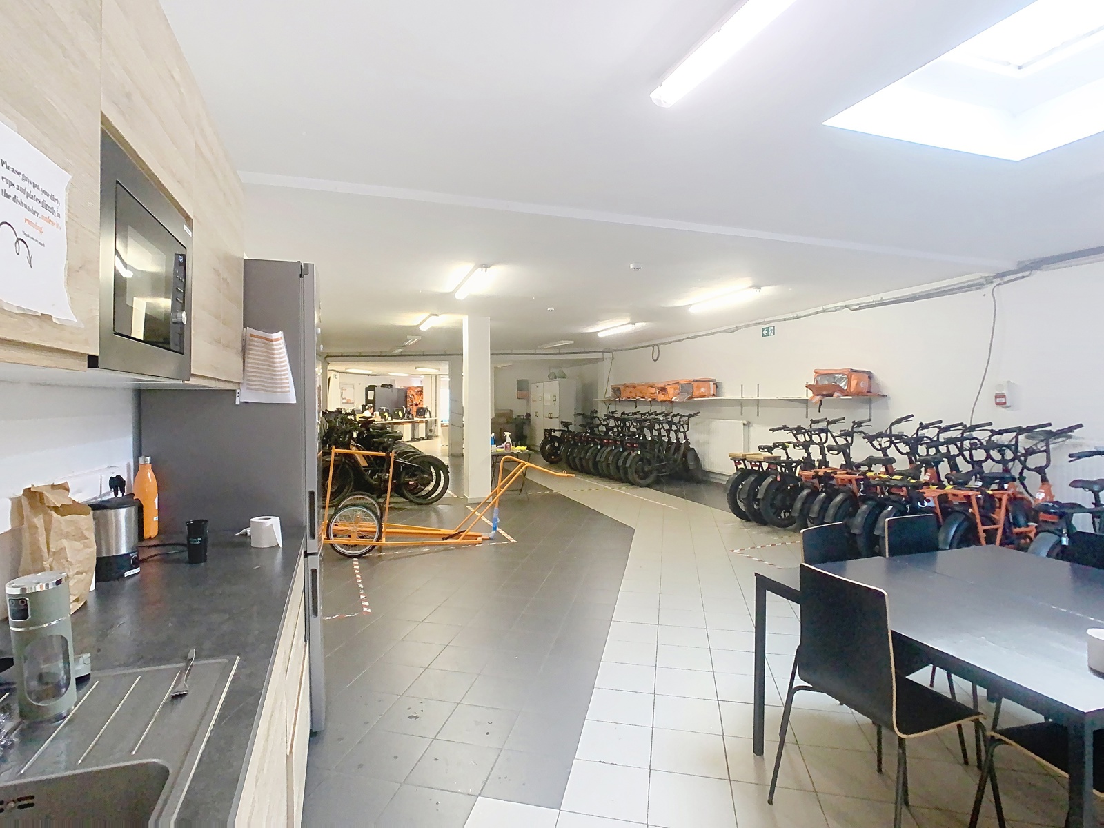 Commerciële ruimte met tuin op toplocatie te Kessel-Lo! - foto 4