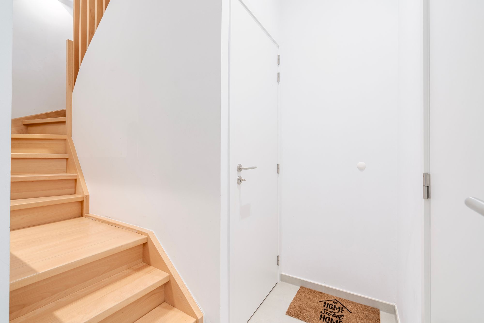 Nieuwbouw 2-slaapkamerwoning met 2 buitenruimtes te huur in Gent - foto 5