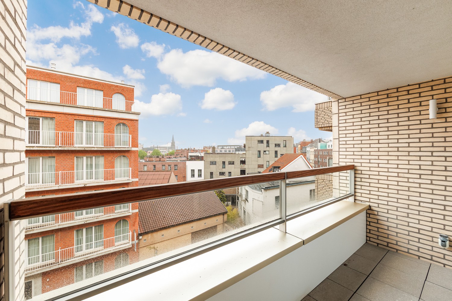 Recent 1-slaapkamer appartement met terras vlakbij Park Spoor Noord - foto 4