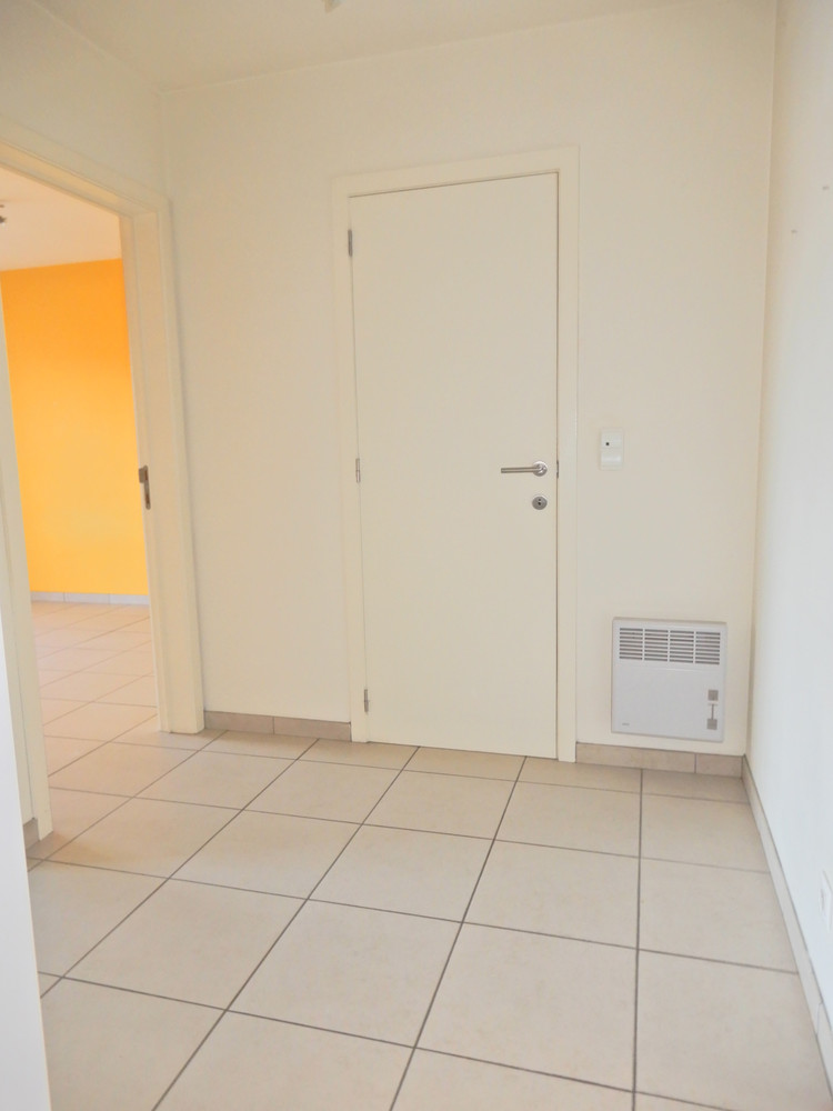 Appartement met garage te Tielt. - foto 2