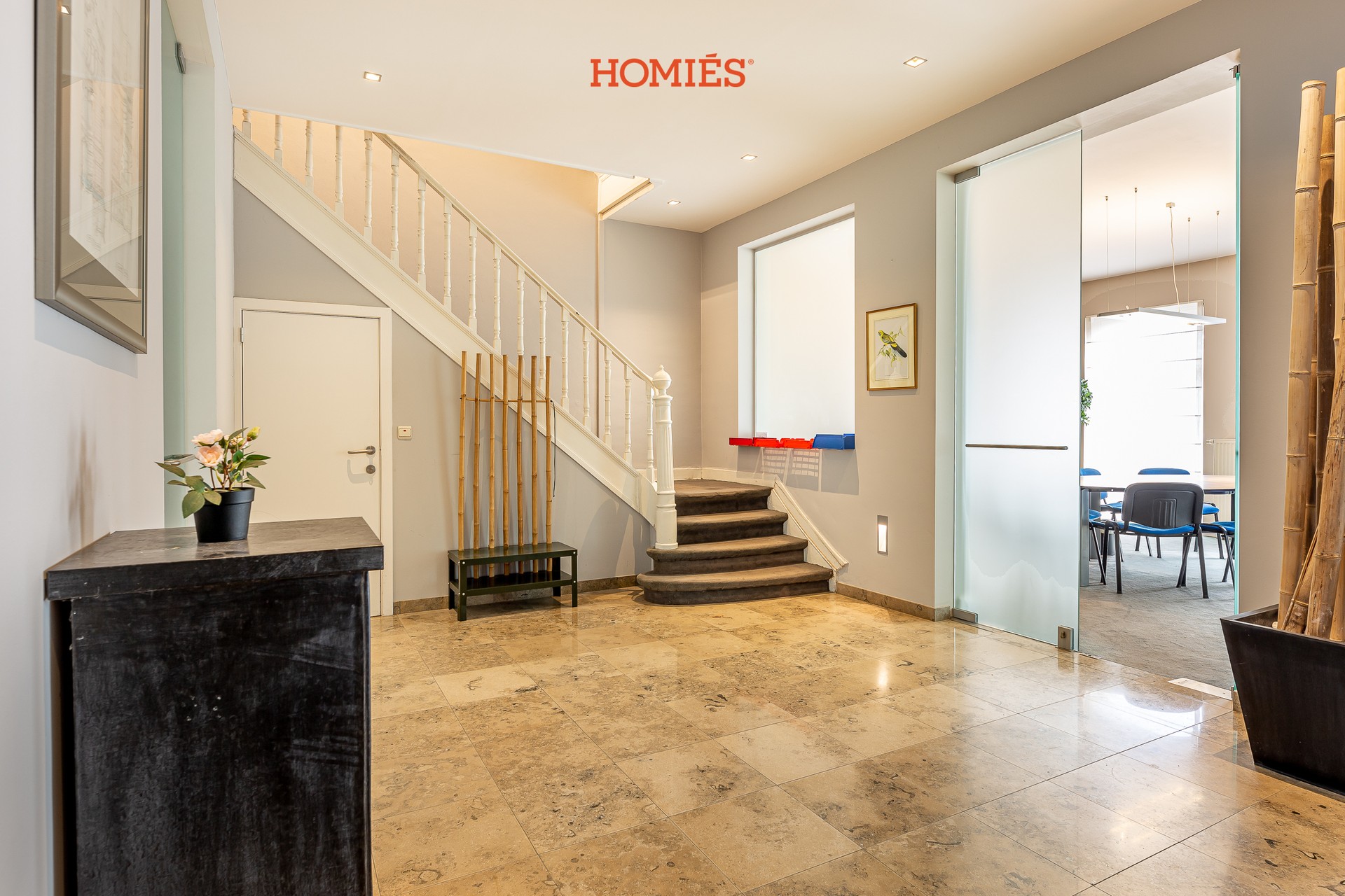 Herenhuis met diverse mogelijkheden, op strategische locatie - photo 3