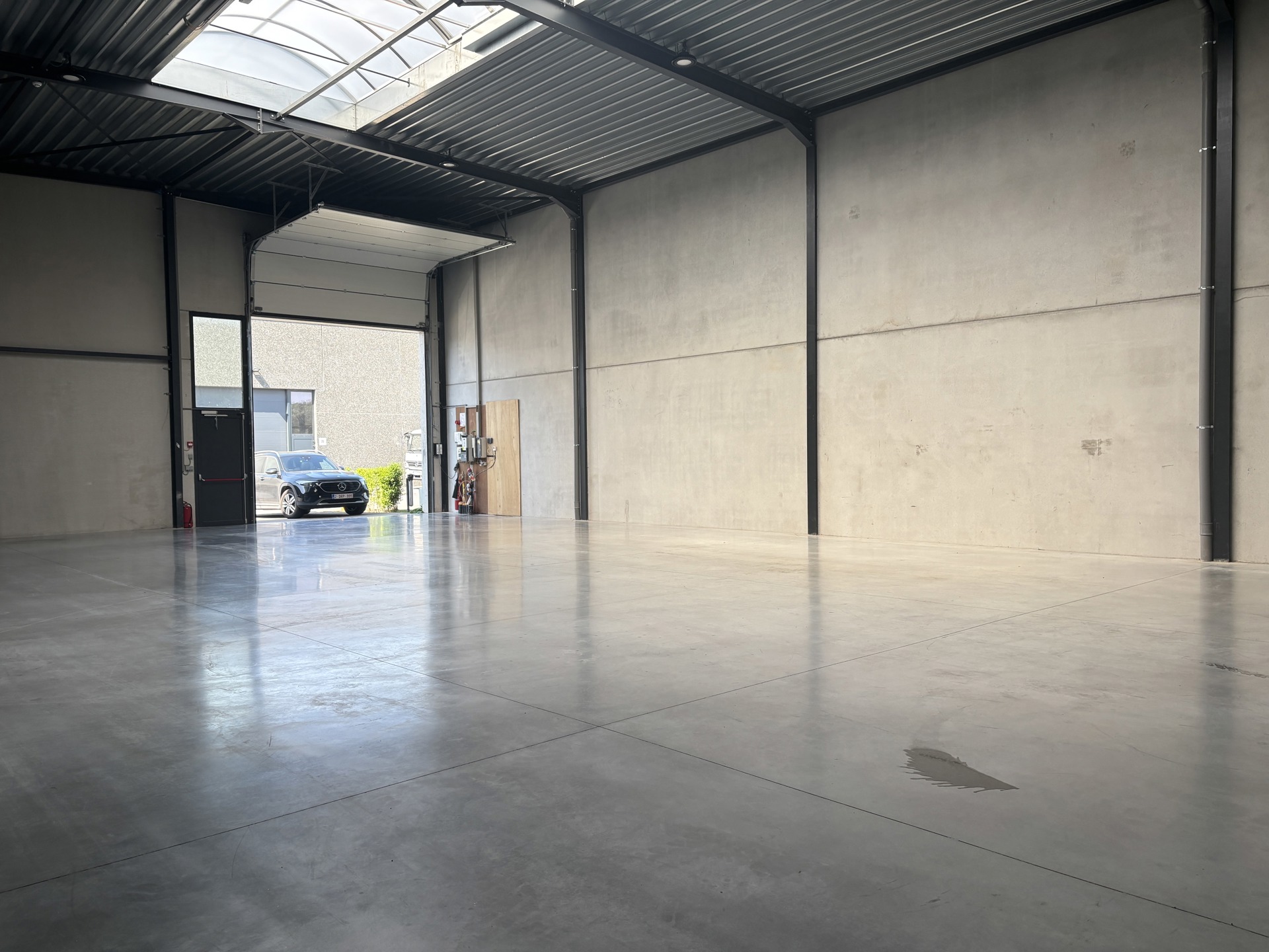 Instapklare KMO-unit te huur op toplocatie in Oostkamp - foto 5