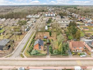 Bent u op zoek naar de ideale locatie om uw eigen woning te realiseren? Dan is dit perceel van 5a93ca een unieke kans.Hoewel het perceel...