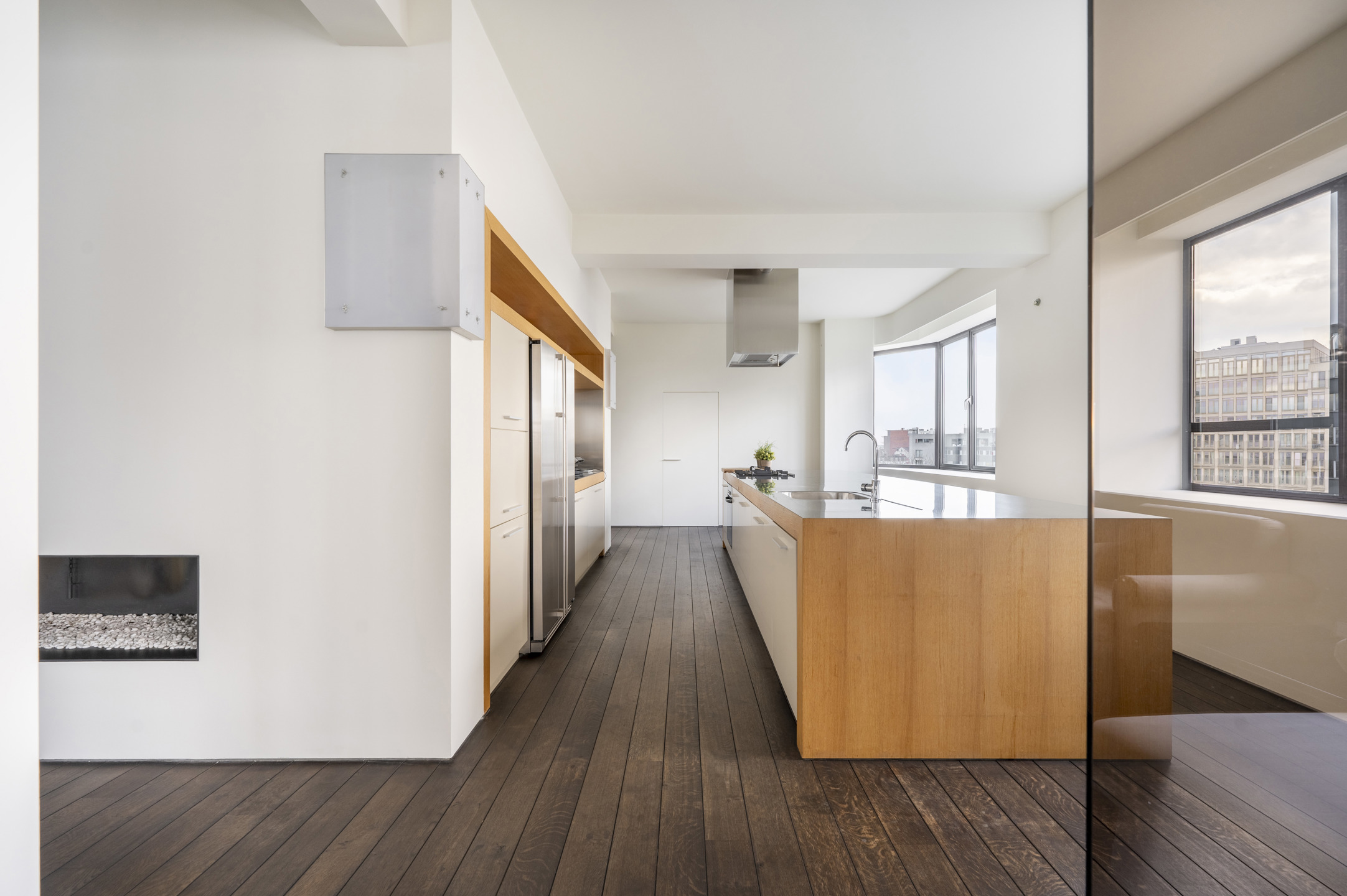 Exclusieve loft van 325 m² in Art-Decogebouw in hartje Antwerpen - foto 2