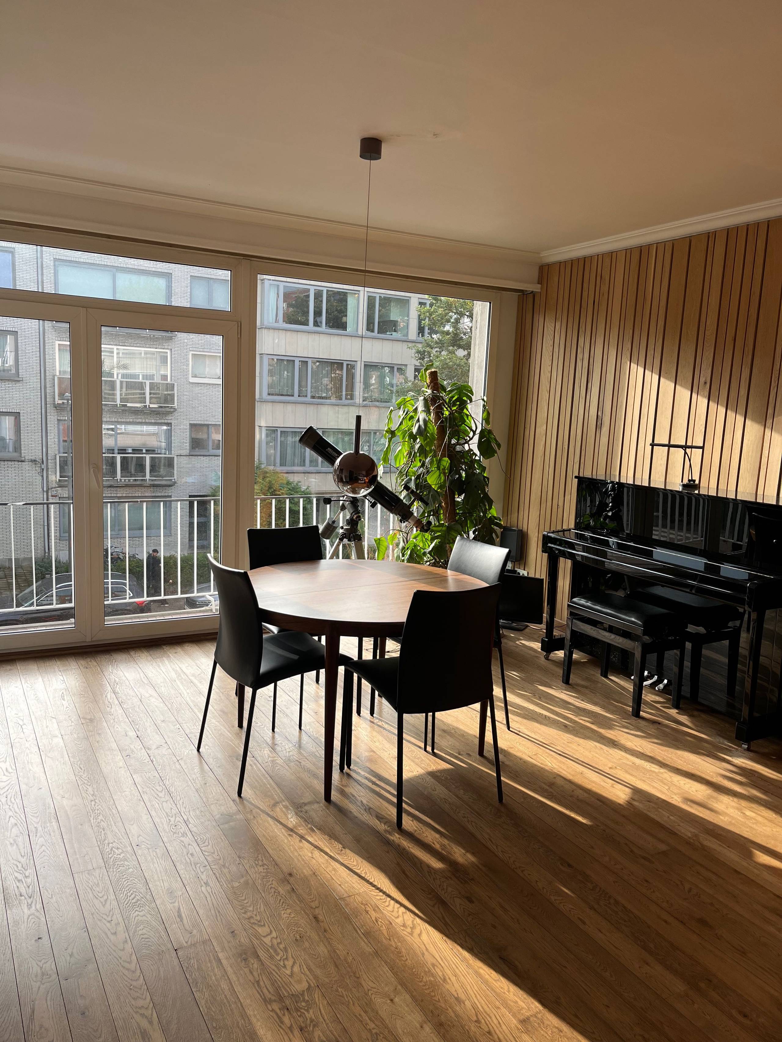 Appartement te koop in Berchem met 2 slaapkamers - foto 3